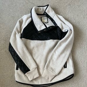 Abercrombie +Fitch side snap fleece xs